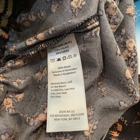 Jachs Girlfriend Floral Paper Bag High Waist Pull On Culotte Shorts NWT - Picture 15 of 16